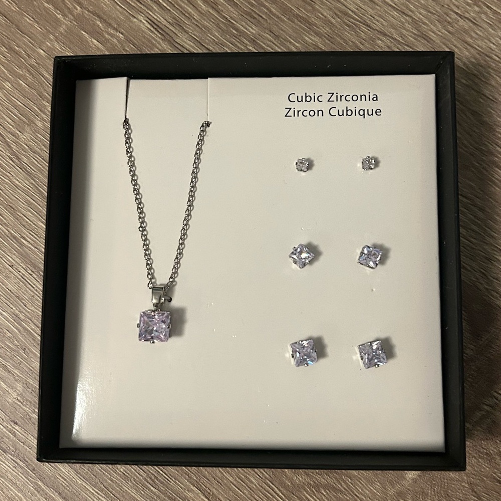 Brand New Cubic Zirconia Jewelry Set